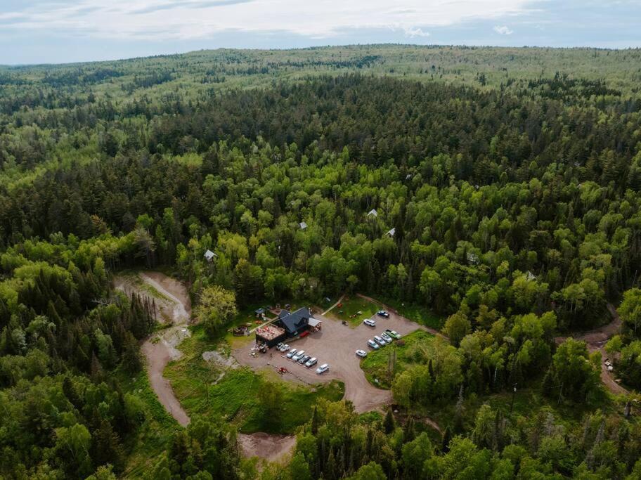 Beaver Bay North Shore Camping Company מראה חיצוני תמונה