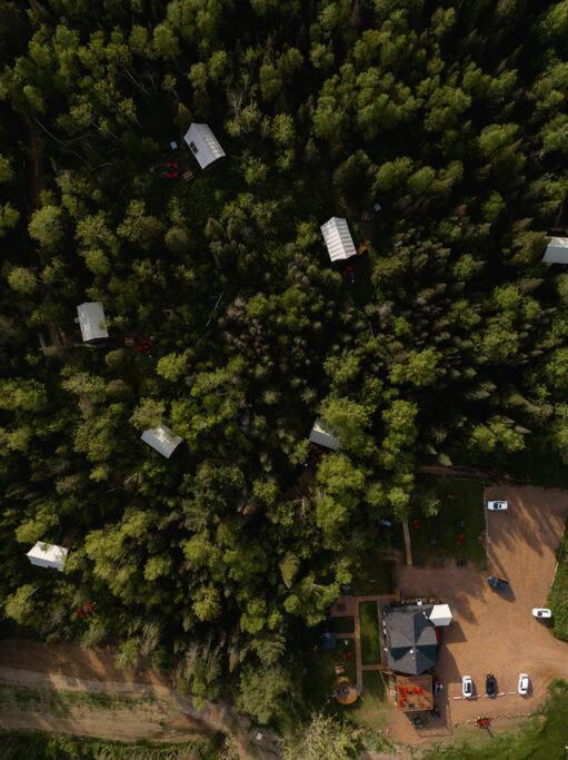 Beaver Bay North Shore Camping Company מראה חיצוני תמונה